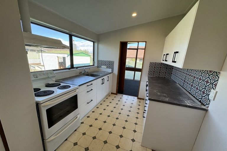 Photo of property in 4b Leicester Avenue, Tamatea, Napier, 4112