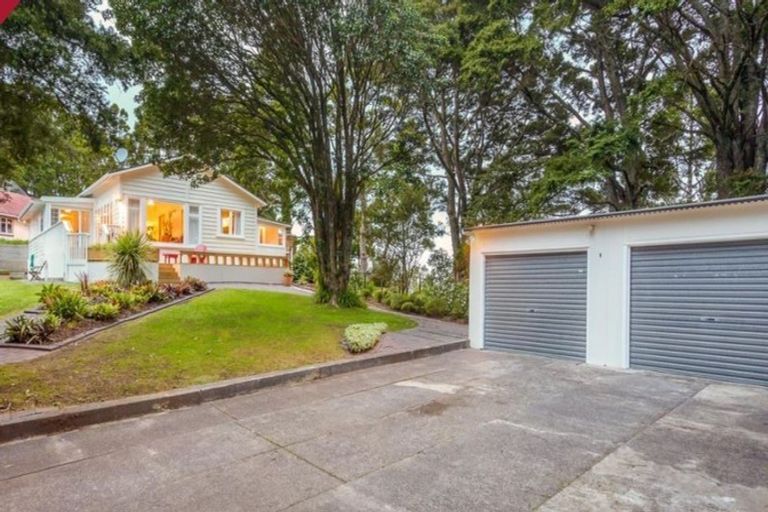 Photo of property in 114 Scenic Drive, Titirangi, Auckland, 0604