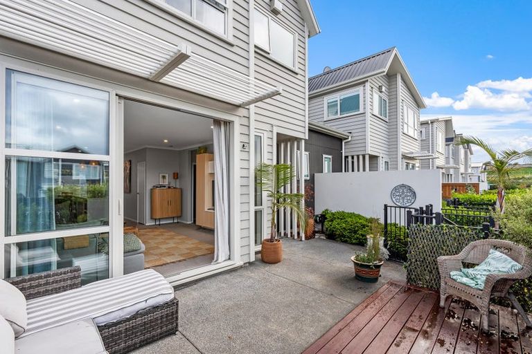 Photo of property in 87 Karepiro Drive, Stanmore Bay, Whangaparaoa, 0932