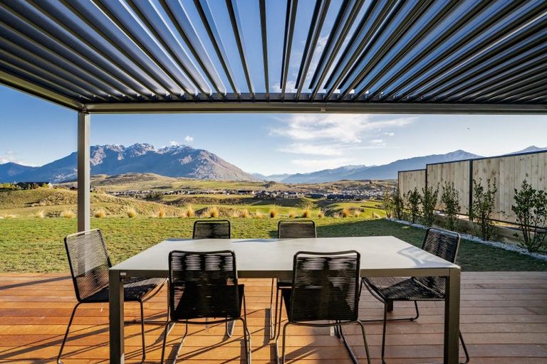 Photo of property in 101 Spur Ridge Rise, Jacks Point, 9371