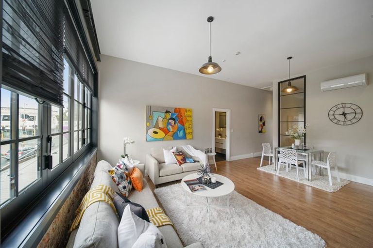 Photo of property in 7/143 Great South Road, Papakura, 2110