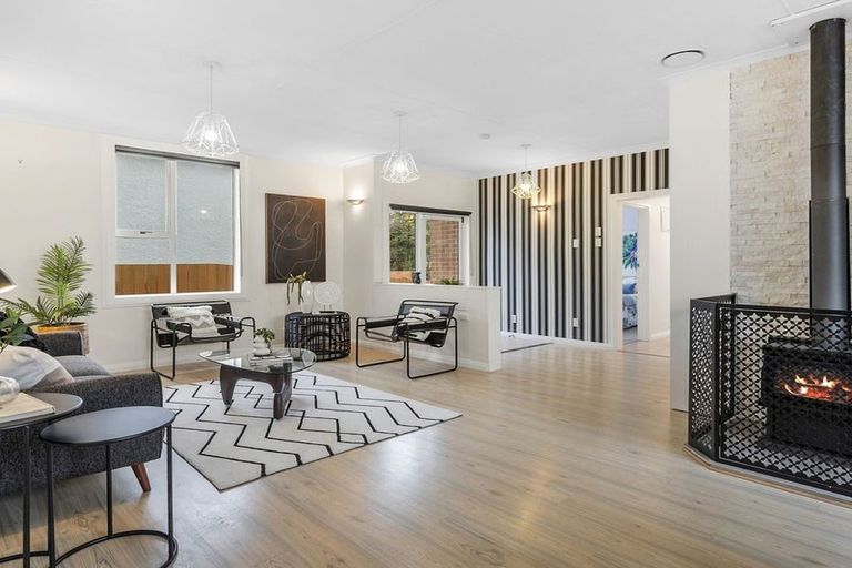 Photo of property in 110 Main South Road, Green Island, Dunedin, 9018