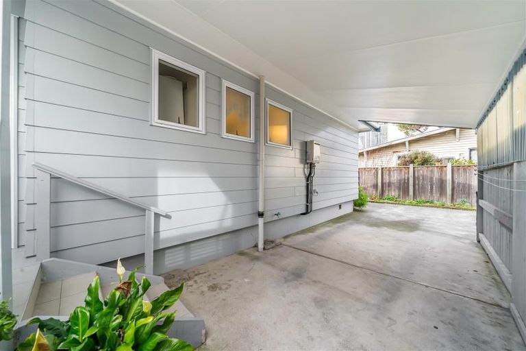 Photo of property in 35f2 Tahi Street, Miramar, Wellington, 6022