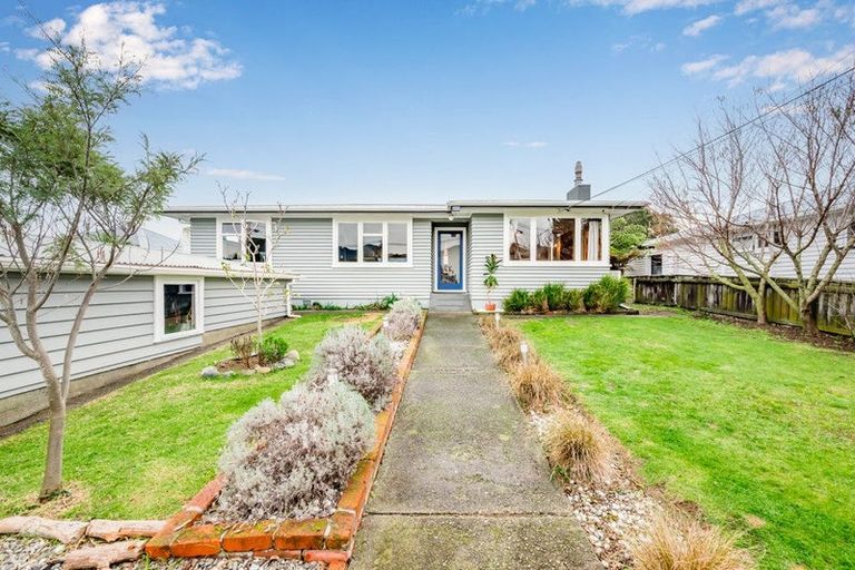 Photo of property in 30 Parakai Street, Paraparaumu, 5032