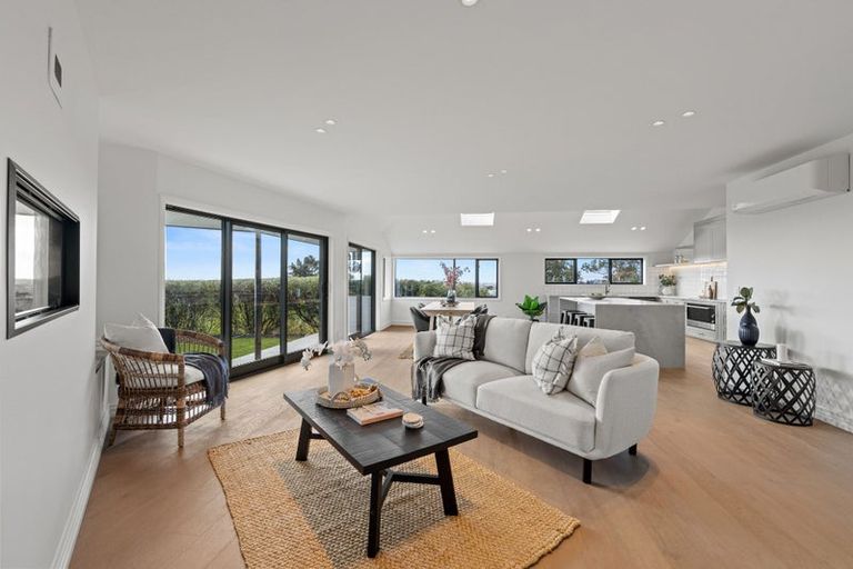 Photo of property in 24 Nehru Place, Cashmere, Christchurch, 8022