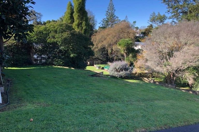 Photo of property in 15 Eskdale Road, Birkdale, Auckland, 0626