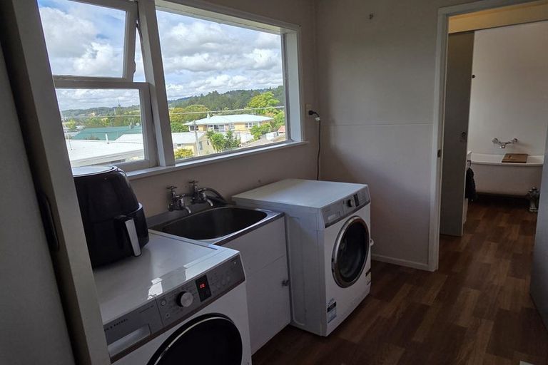 Photo of property in 43 Carr Street, Te Kamo, Whangarei, 0112