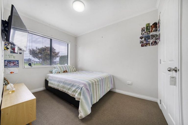 Photo of property in 20 Gairloch Place, Wattle Downs, Auckland, 2103