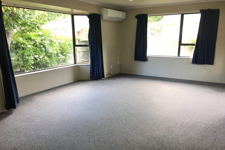 Photo of property in 52 Truman Road, Bryndwr, Christchurch, 8053