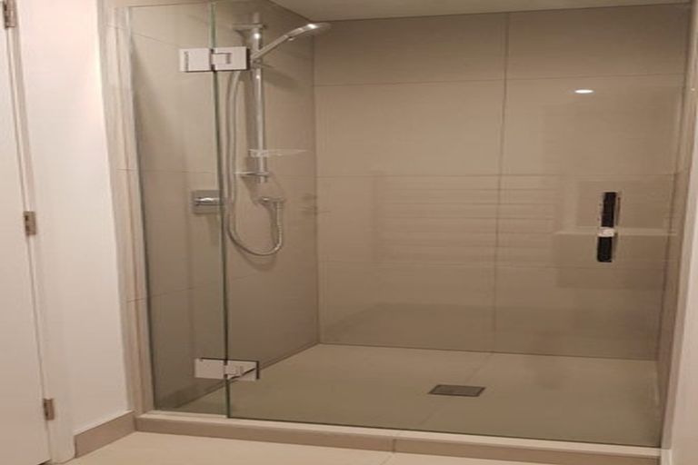 Photo of property in Alpha Apartments, 503/4u Elizabeth Street, Mount Victoria, Wellington, 6011