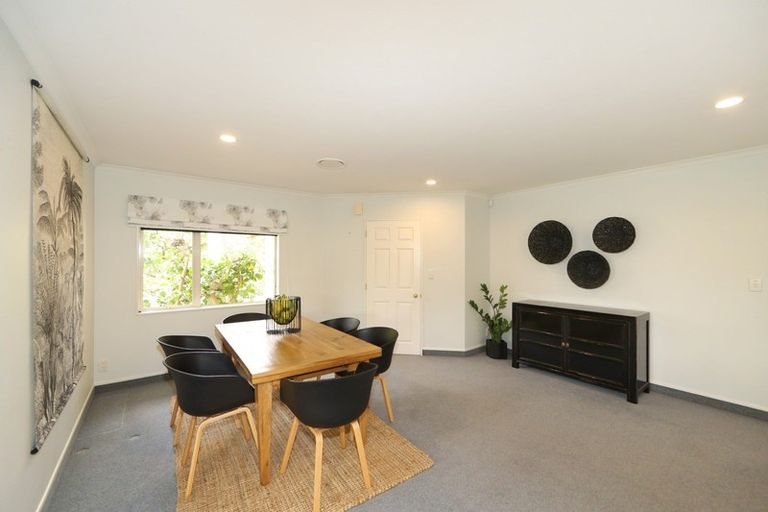 Photo of property in 2 Dules Walk, Taradale, Napier, 4112