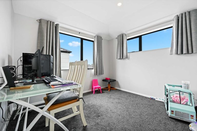 Photo of property in 10/15u Onukutara Place, Huntington, Hamilton, 3281