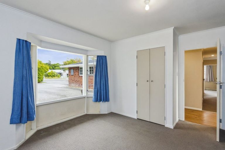 Photo of property in 37 Kapanui Road, Waikanae, 5036