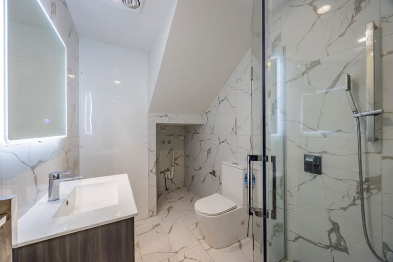 Photo of property in 51b Glendene Avenue, Glendene, Auckland, 0602