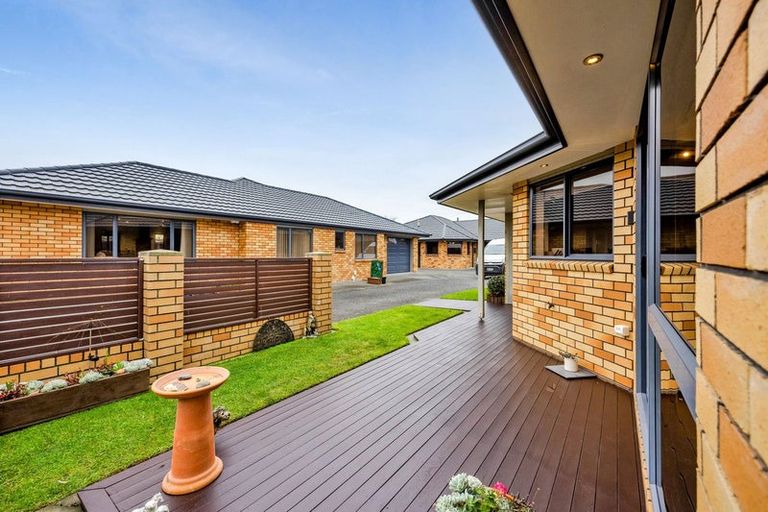 Photo of property in 14a Milmoe Street, Hawera, 4610