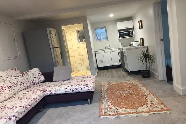 Photo of property in 3 Freya Place, Torbay, Auckland, 0630