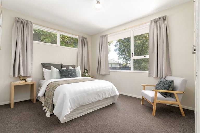 Photo of property in 89 Oakhampton Street, Hornby, Christchurch, 8042