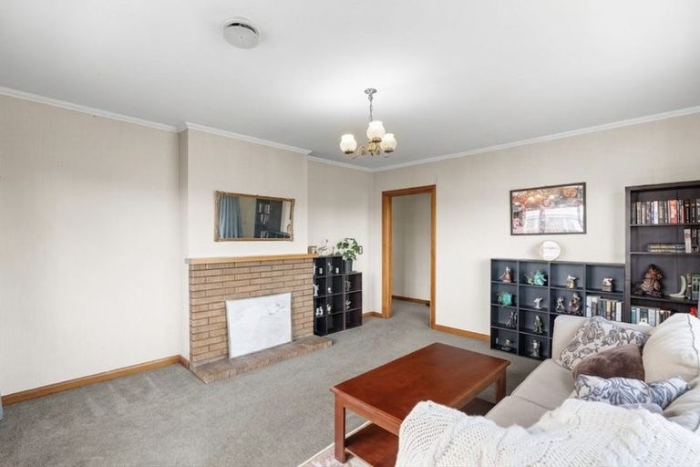 Photo of property in 120 Springs Road, Hornby, Christchurch, 8042