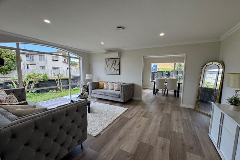 Photo of property in 34 Franshell Crescent, East Tamaki, Auckland, 2013