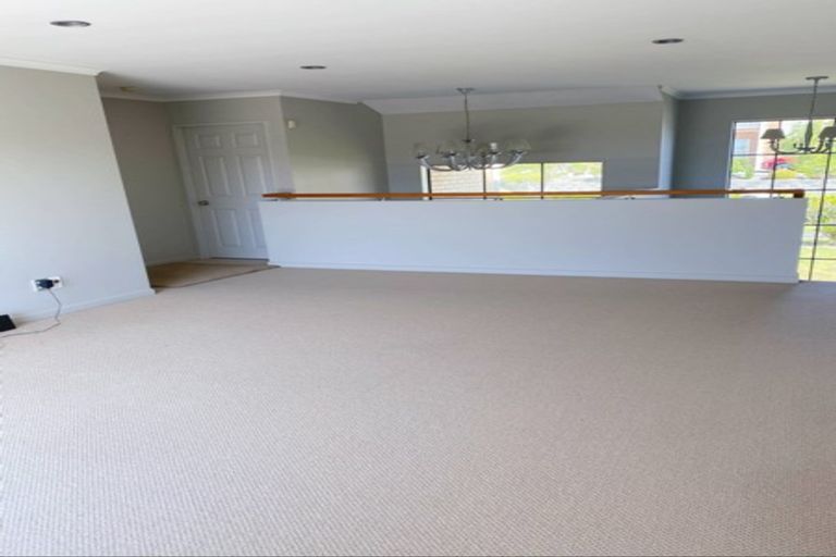Photo of property in 21 Leafield Crescent, Henderson, Auckland, 0612