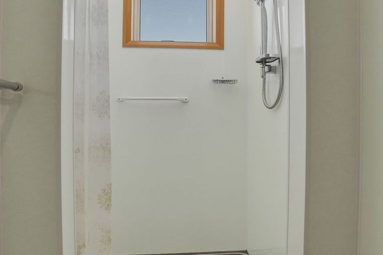 Photo of property in 14 Queen Street, Milton, 9220