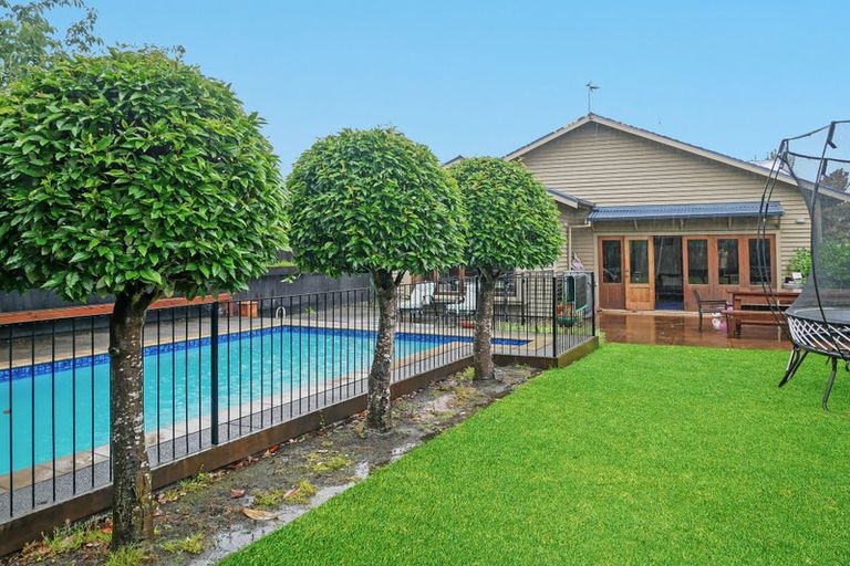 Photo of property in 15 Paparoa Street, Papanui, Christchurch, 8053