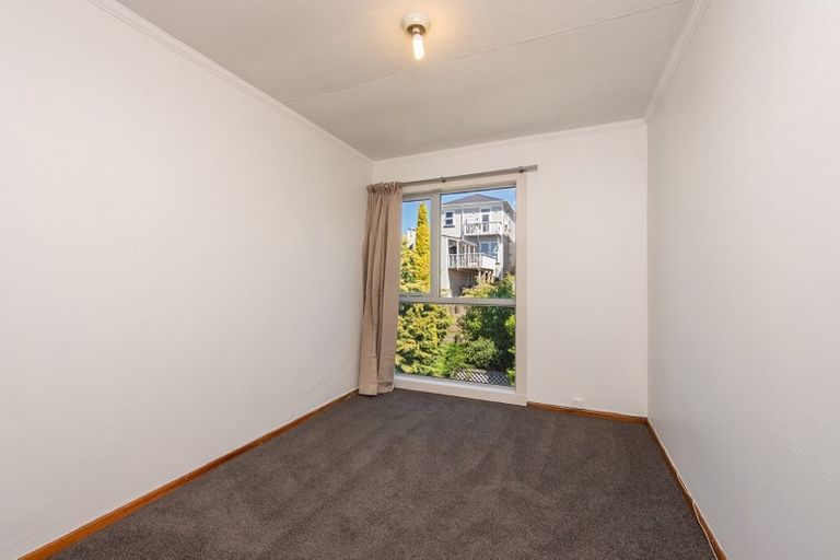 Photo of property in Victoria Court, 11/4u Queen Street, Mount Victoria, Wellington, 6011