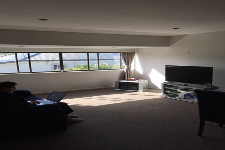 Photo of property in 4/107 Holly Road, St Albans, Christchurch, 8014