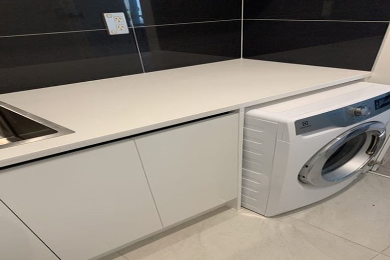 Photo of property in 30 Lisnoble Road, Flat Bush, Auckland, 2019