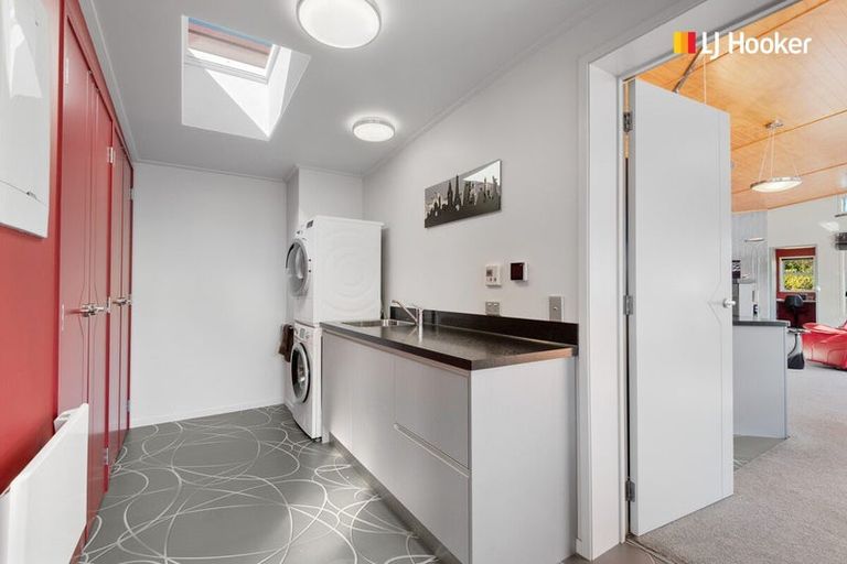 Photo of property in 22 Kura Place, Mosgiel, 9024