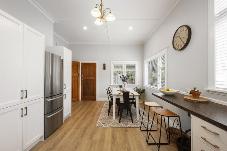 Photo of property in 1 Dover Street, Island Bay, Wellington, 6023