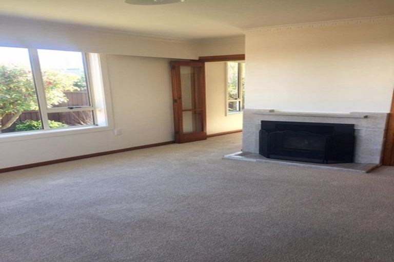 Photo of property in 83 Yaldhurst Road, Sockburn, Christchurch, 8042