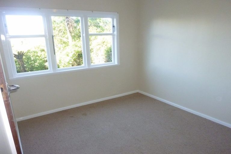 Photo of property in 135 Mitchell Street, Brooklyn, Wellington, 6021