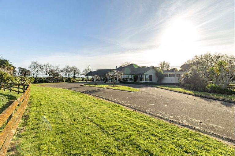 Photo of property in 11 Mckenzie Settlement Road, Kairanga, Palmerston North, 4475