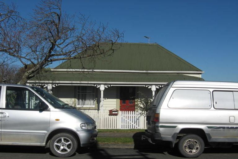 Photo of property in 14 Moreton Road, Carterton, 5713