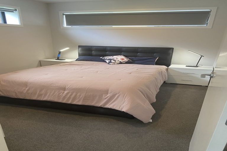 Photo of property in 7 Margan Avenue, New Lynn, Auckland, 0600