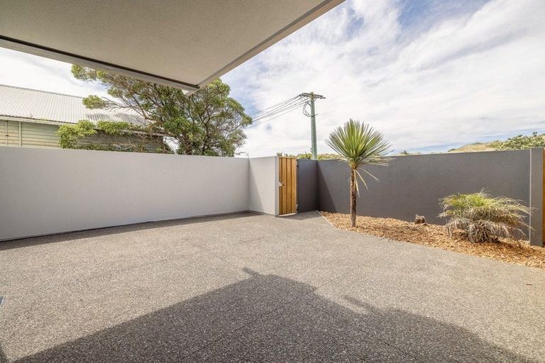 Photo of property in 1/272 Marine Parade, New Brighton, Christchurch, 8061