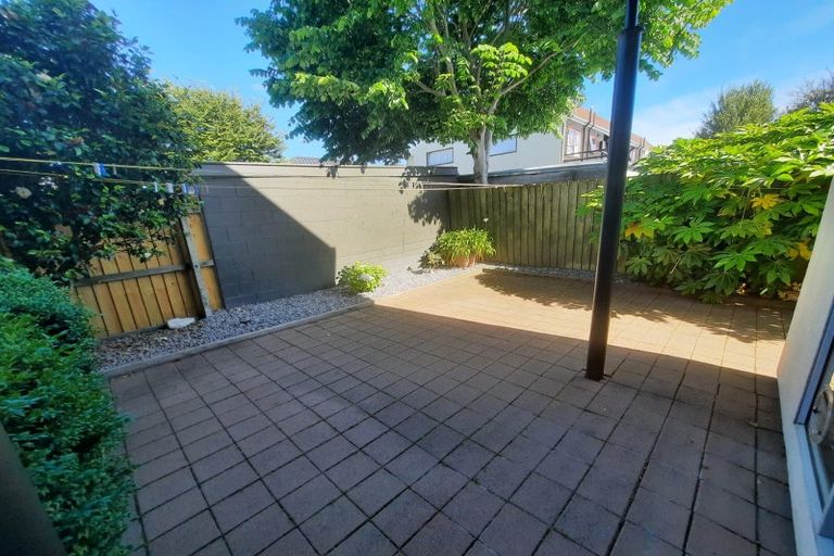 Photo of property in 5/39 Derby Street, St Albans, Christchurch, 8014
