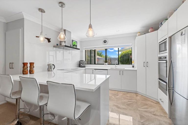 Photo of property in 14 Mission View Drive, Northpark, Auckland, 2013