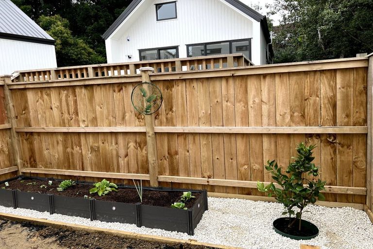 Photo of property in 122a Lancaster Road, Beach Haven, Auckland, 0626