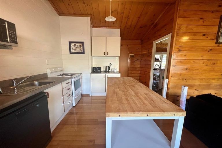 Photo of property in 1/18 Chester Avenue, Onerahi, Whangarei, 0110