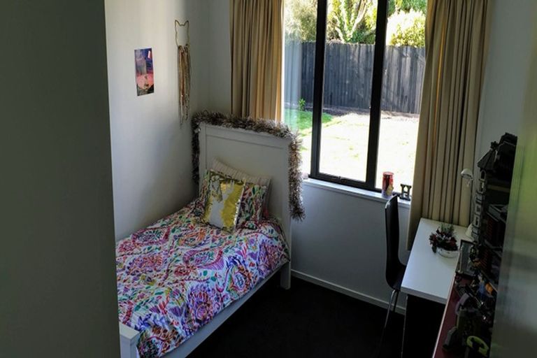 Photo of property in 11 Wedmore Close, Burwood, Christchurch, 8083