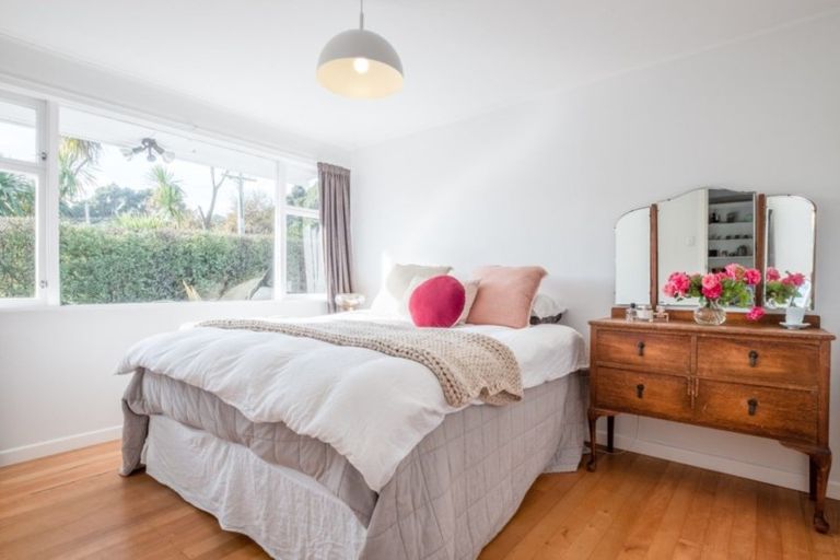 Photo of property in 30 Lysnar Street, Okitu, Gisborne, 4010