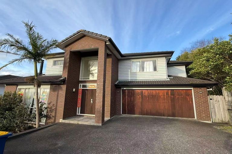 Photo of property in 3 Mana Lane, Pinehill, Auckland, 0632