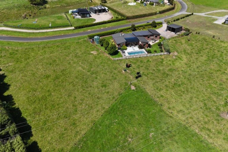 Photo of property in 74c Walter Henry Drive, Omanawa, 3171