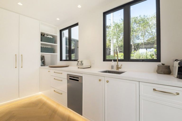 Photo of property in 78a Rame Road, Greenhithe, Auckland, 0632