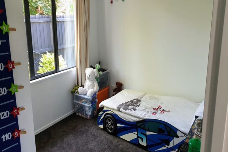 Photo of property in 11 Wedmore Close, Burwood, Christchurch, 8083