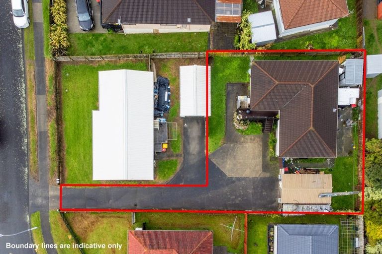 Photo of property in 2/4 Myna Place, Weymouth, Auckland, 2103