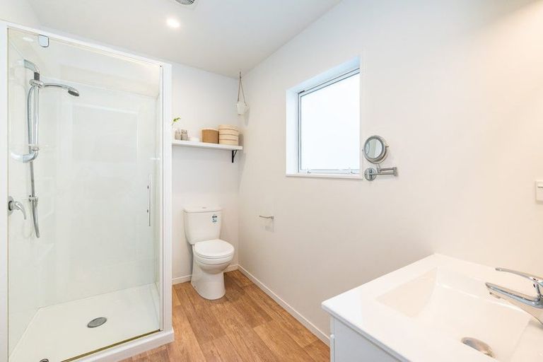 Photo of property in 5 Sharda Grove, Paraparaumu Beach, Paraparaumu, 5032