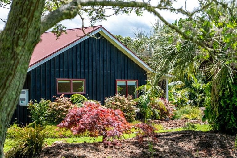 Photo of property in 3 Cochrane Drive, Kerikeri, 0230